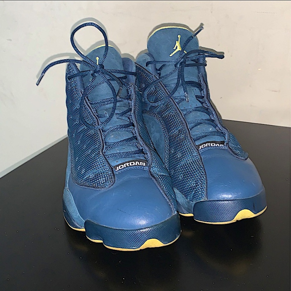 Air Jordan 13 Retro “Squadron Blue”